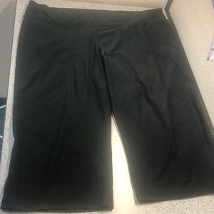 Women’s Nike Dry Fit Capris